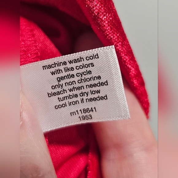 Lane Bryant Women's 22/24 Velvet Red Floral Long Sleeve V Neck Blouse Romantic - Picture 9 of 11